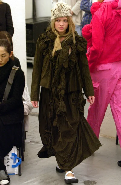 Look 18